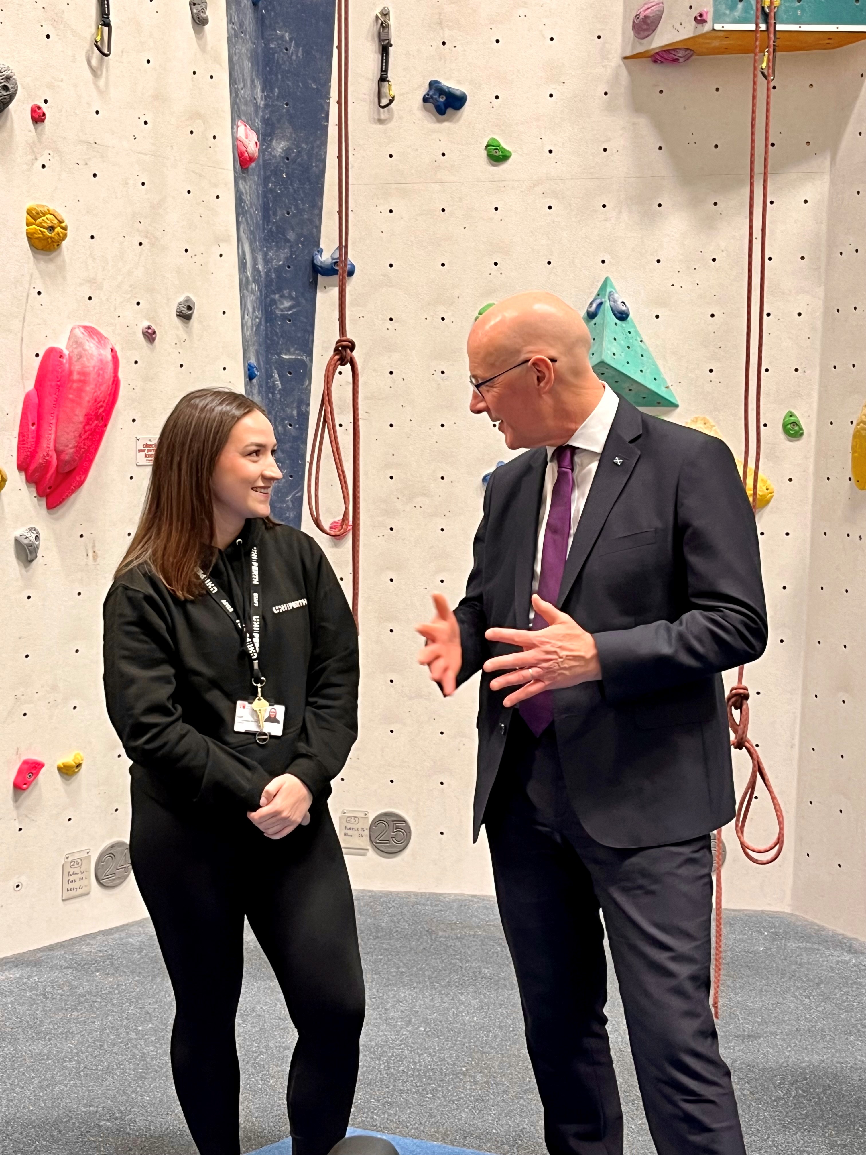 First Minister announces £1.45m of new investment for Active Campus Programme at UHI Perth First Minister announces £1.45m of new investment for Active Campus Programme at UHI Perth