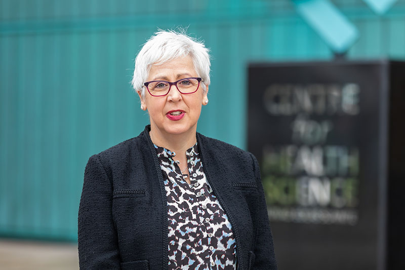 A’ cur cùram slàinte ùr-ghnàthach an gnìomh aig OGE: Òraid tòiseachaidh an Àrd-Ollaimh Nicola Carey A’ cur cùram slàinte ùr-ghnàthach an gnìomh aig OGE: Òraid tòiseachaidh an Àrd-Ollaimh Nicola Carey
